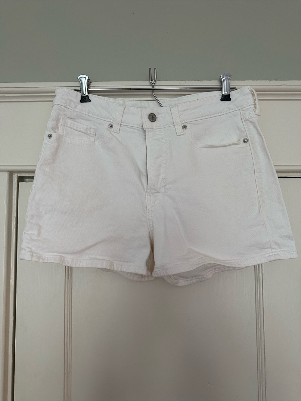 Old Navy Women's White Denim Shorts